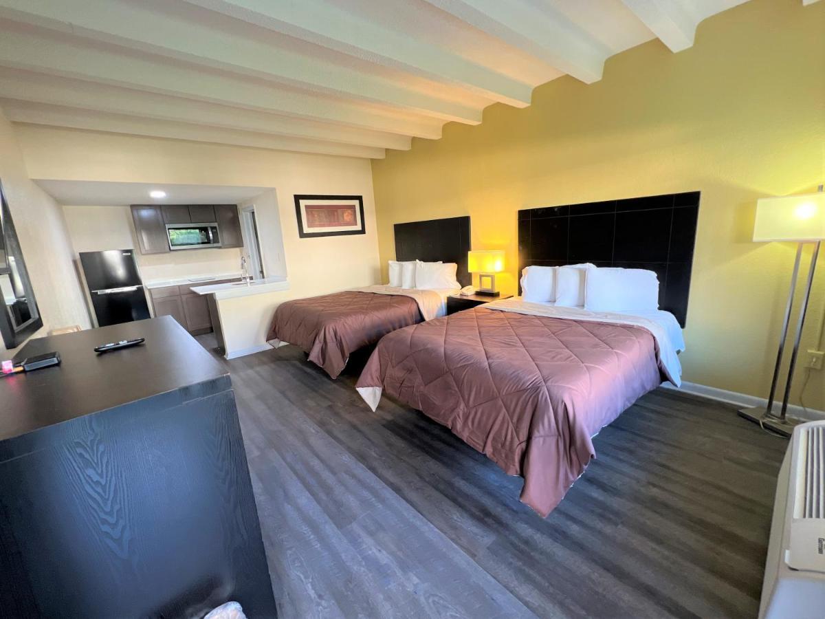 James River Inn & Suites Newport News Dış mekan fotoğraf
