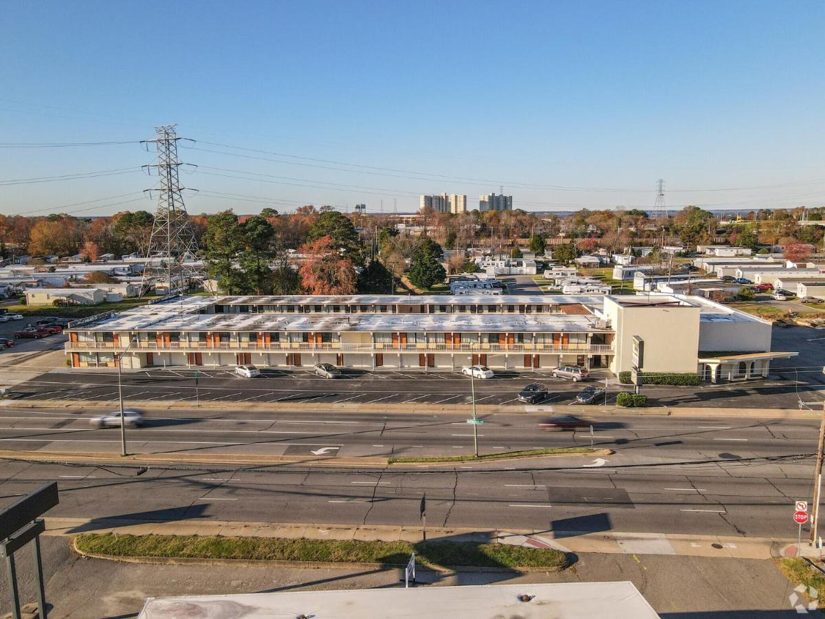 James River Inn & Suites Newport News Dış mekan fotoğraf