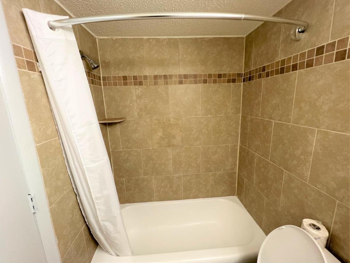 James River Inn & Suites Newport News Dış mekan fotoğraf