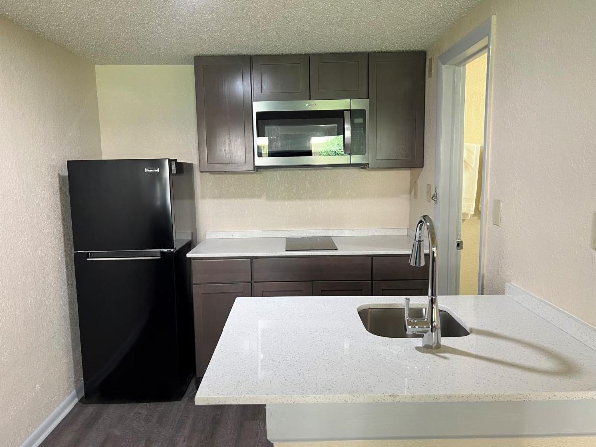 James River Inn & Suites Newport News Dış mekan fotoğraf