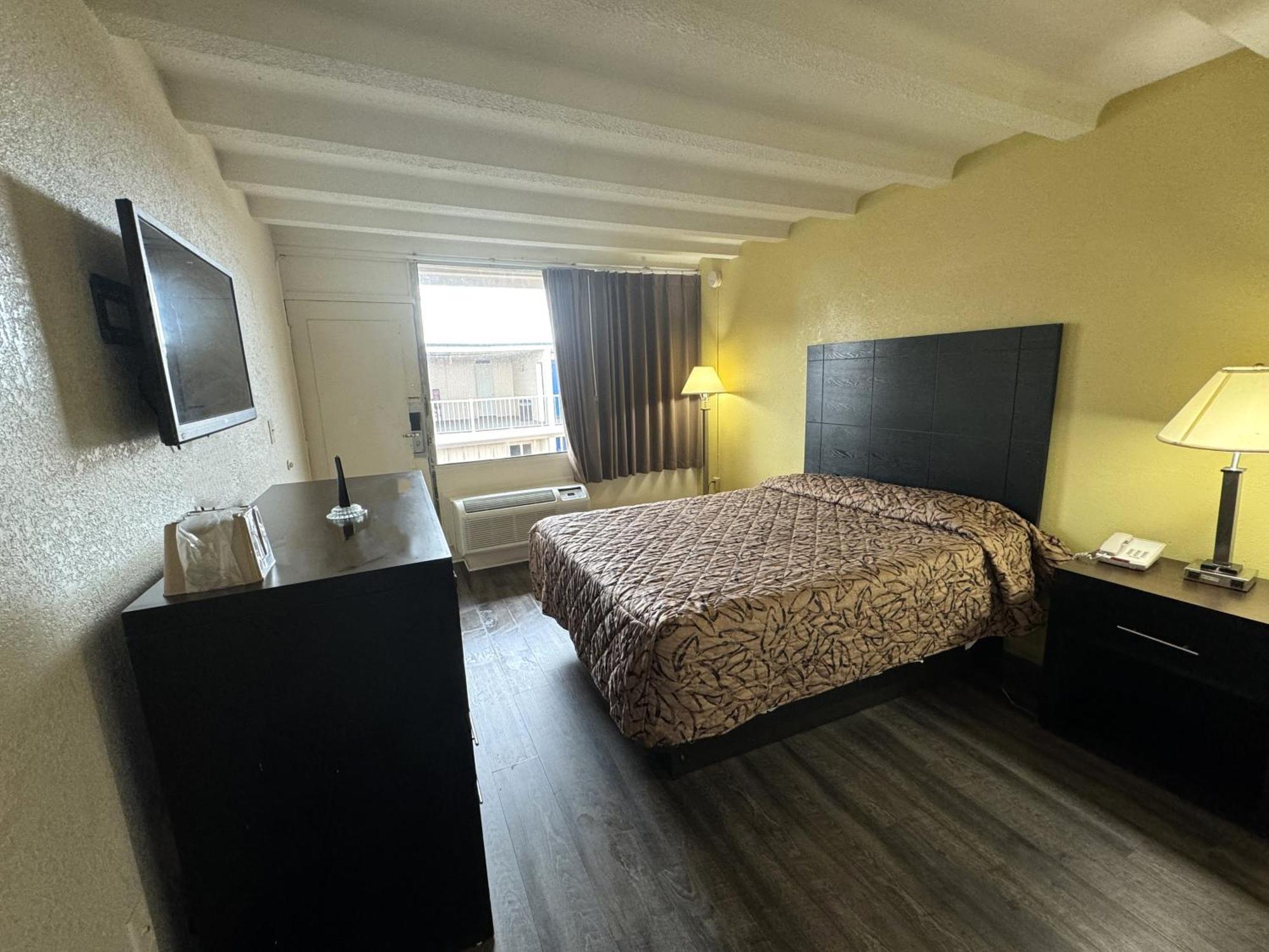James River Inn & Suites Newport News Dış mekan fotoğraf