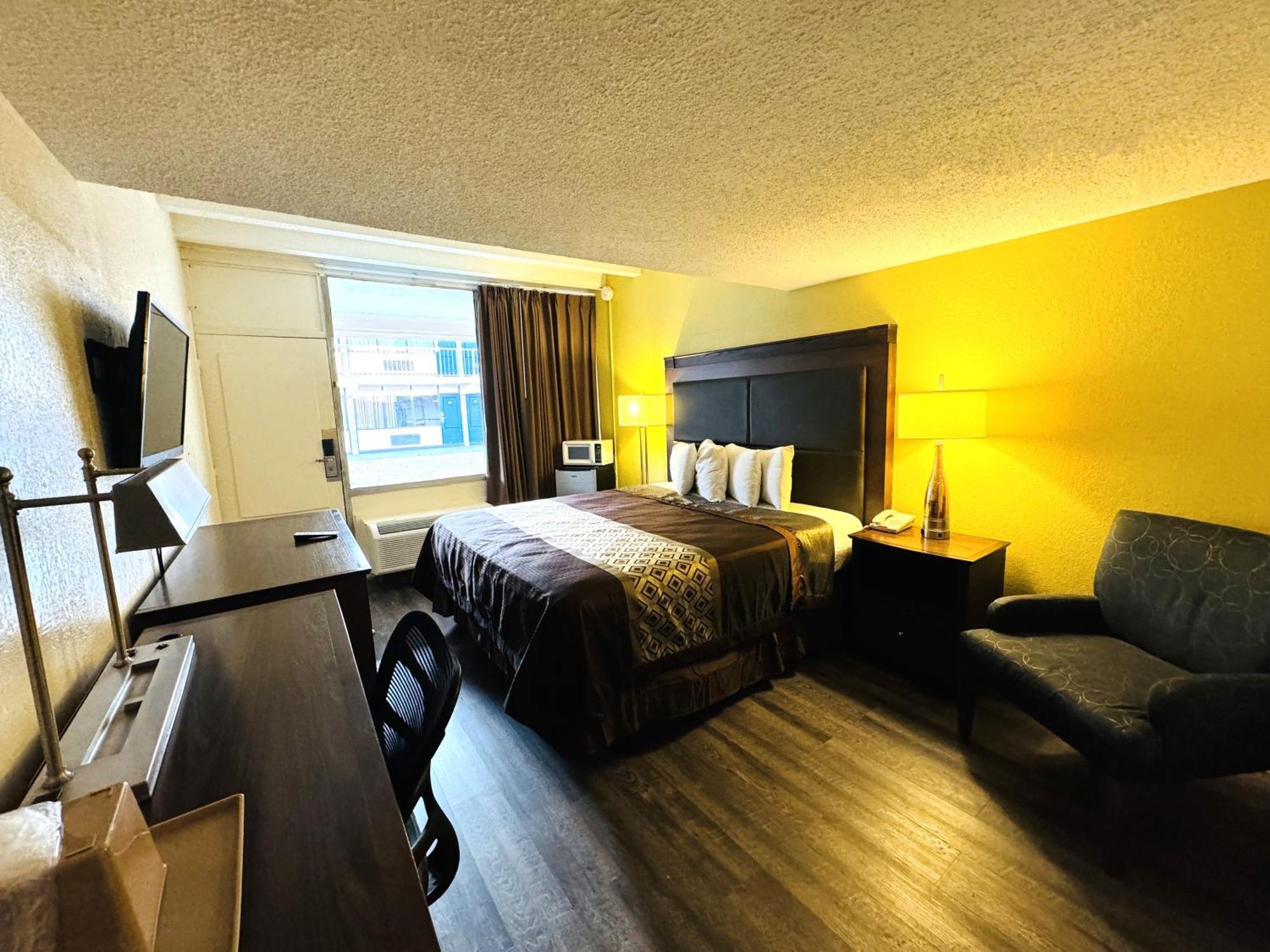James River Inn & Suites Newport News Dış mekan fotoğraf