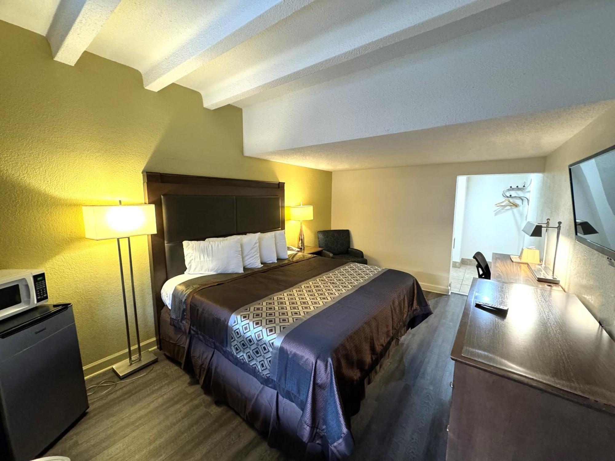James River Inn & Suites Newport News Dış mekan fotoğraf
