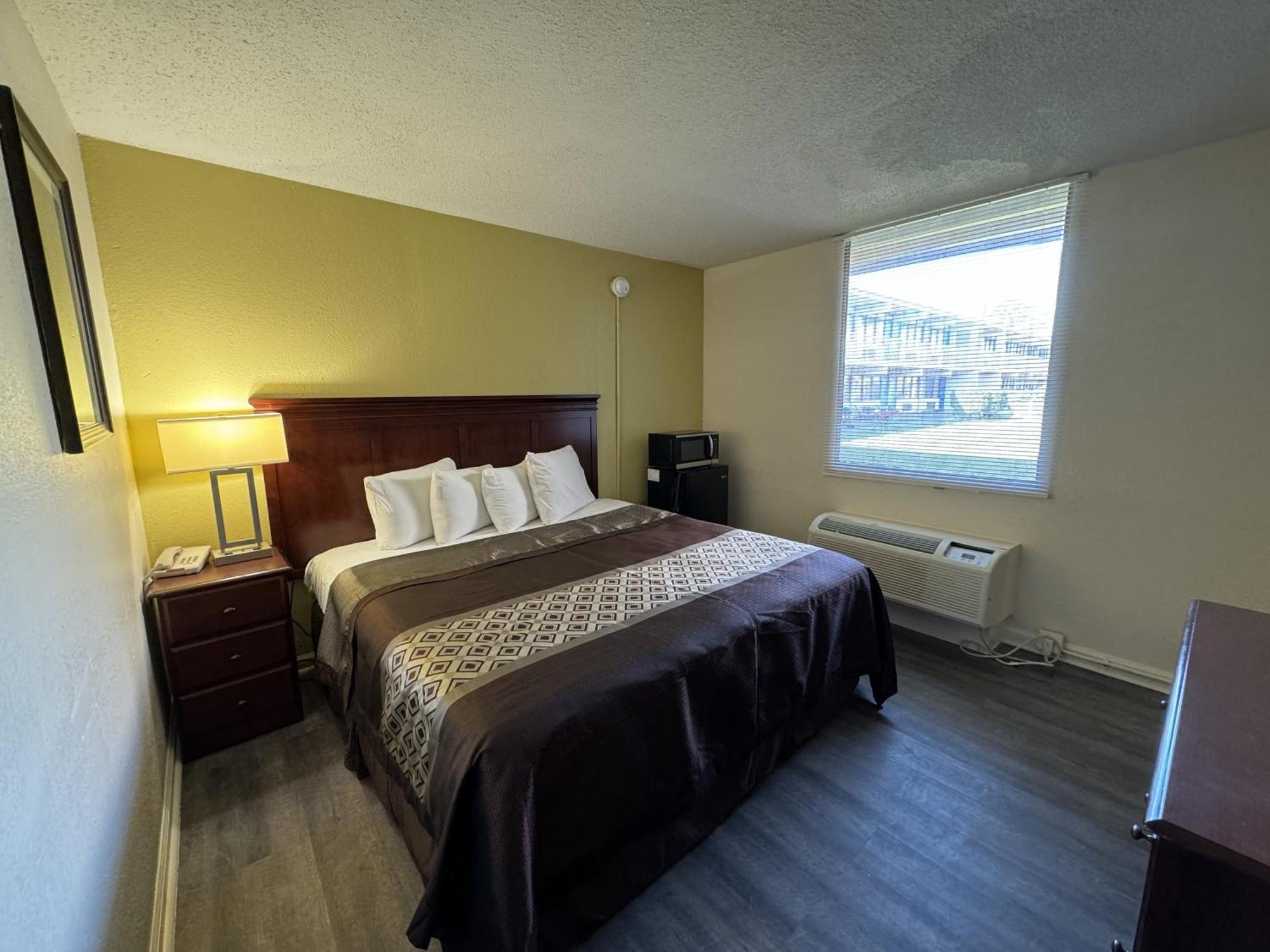 James River Inn & Suites Newport News Dış mekan fotoğraf