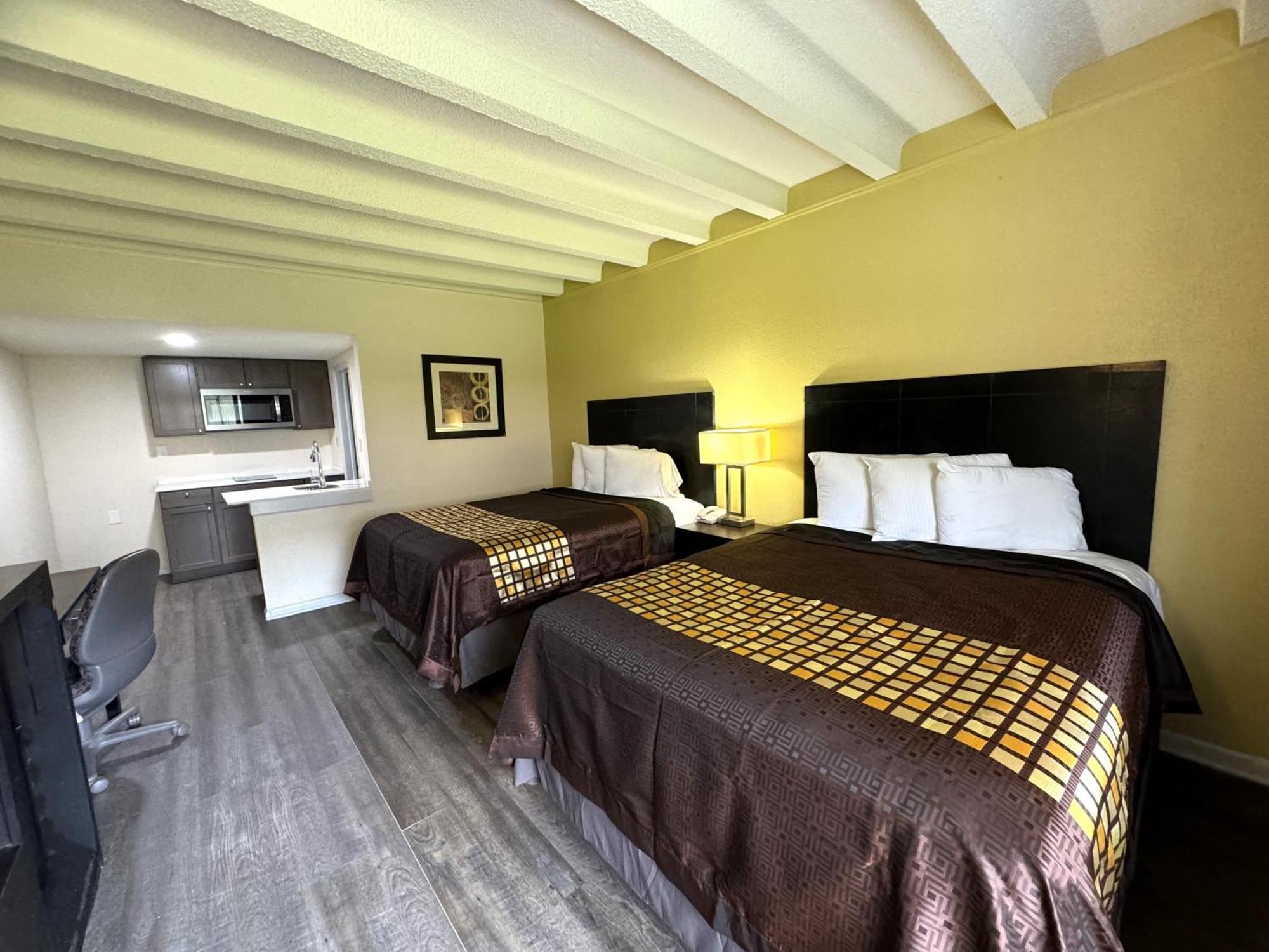 James River Inn & Suites Newport News Dış mekan fotoğraf