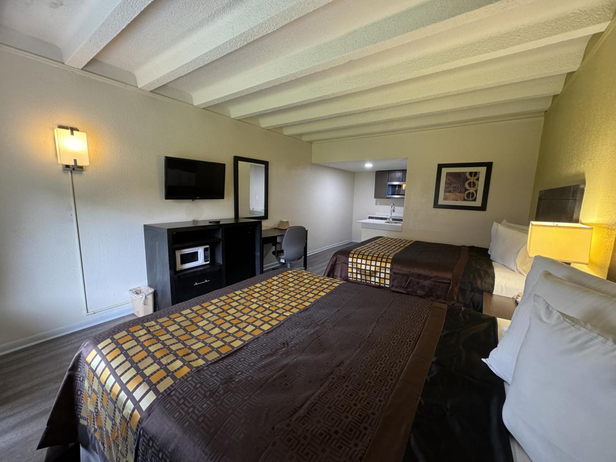 James River Inn & Suites Newport News Dış mekan fotoğraf